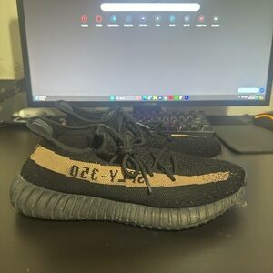 Yeezy 350 copper size 8.5 no box